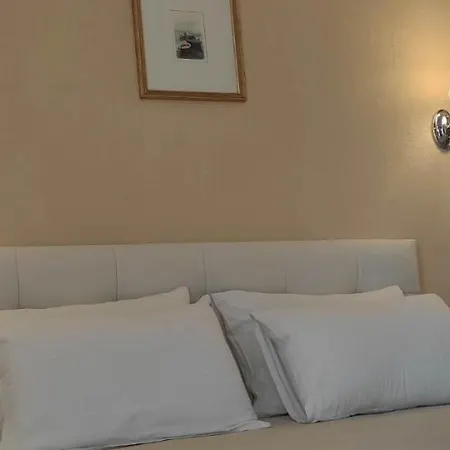 Star Paradise نيوس مارماراس