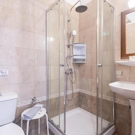 Star Paradise نيوس مارماراس