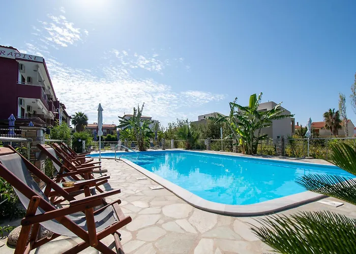 Star Paradise Hotel 3*