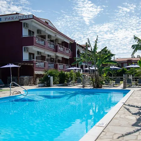 Star Paradise Hotell 3*