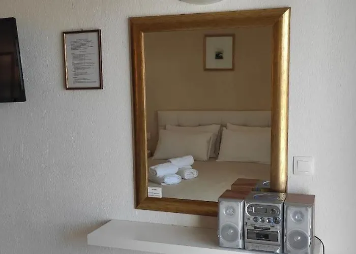 ホテル Star Paradise ネオス・マルマラス